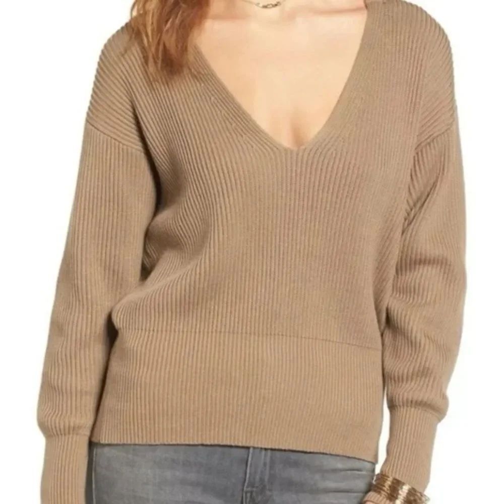 FREE PEOPLE LIKE NEW ALLURE V NECK KNIT SWEATER TAUPE TAN SIZE SMALL